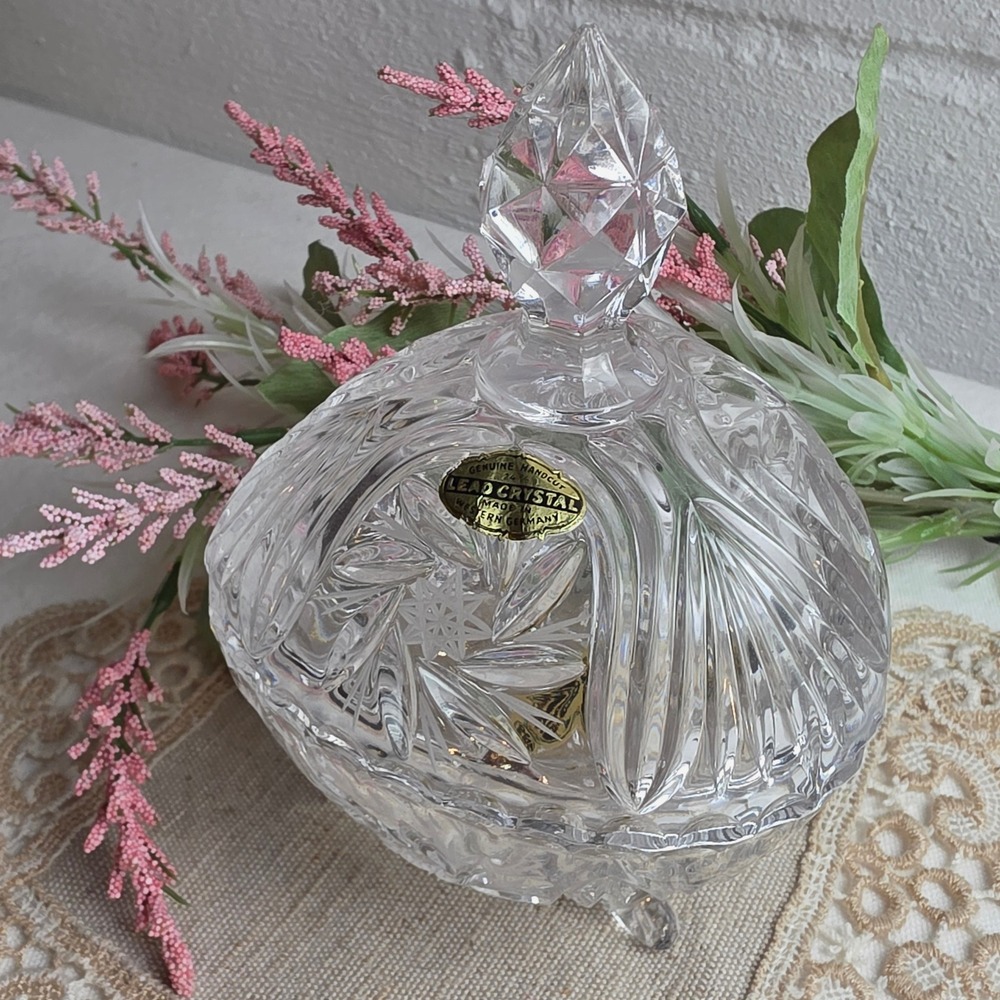 Vintage West Germany 24% Lead Crystal Footed Triangular Lidded Dish Pinwheel Cut